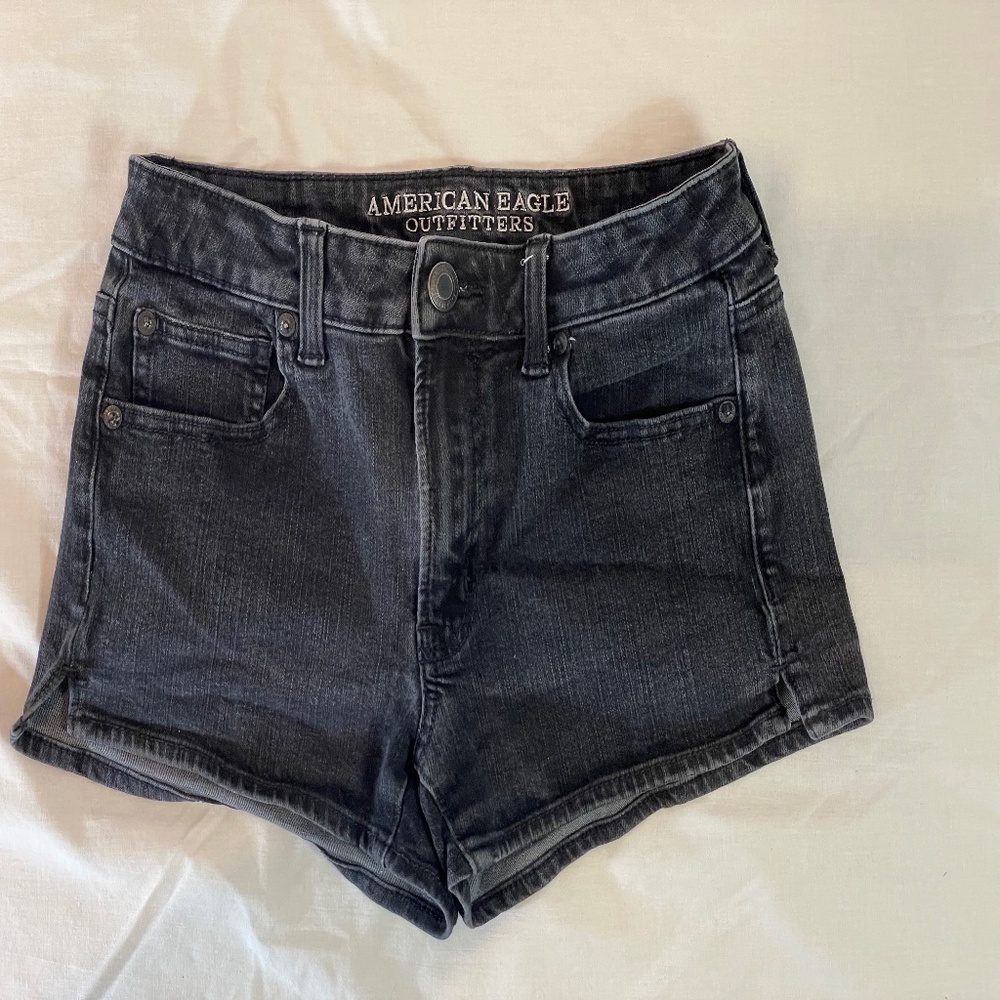 American Eagle 360° Super Stretch Hi-Rise Shortie Size 2